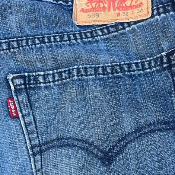 Levi's Cut Off Blue Denim Jean Shorts Size 32 - Picture 7 of 10